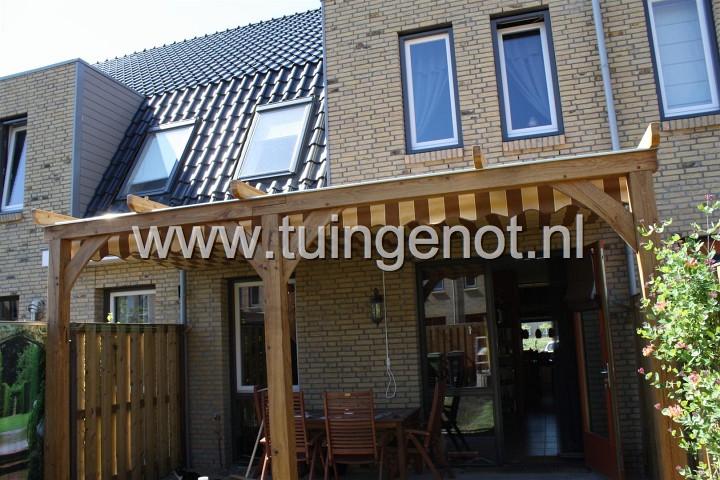 eiken veranda met waterdicht doek.JPG